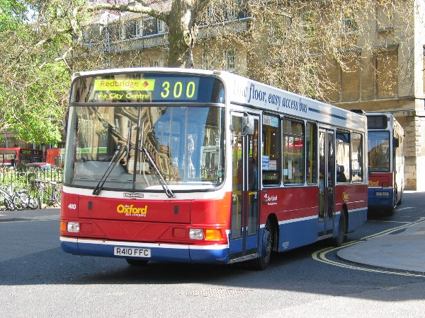 http://www.oxford-chiltern-bus-page.co.uk/upload250404/OX410-r300-GeorgeSt.JPG